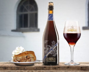 Bier met appeltaart, vanilleijs en slagroom